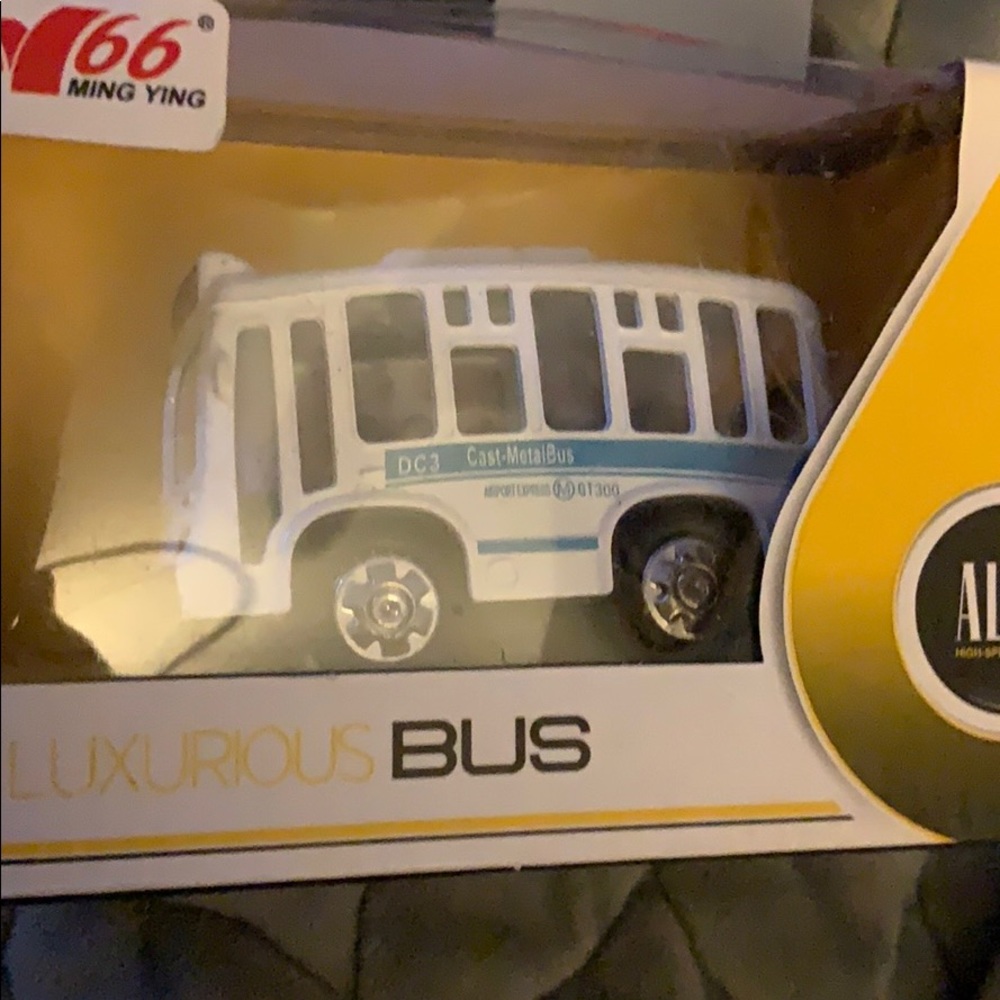 New Airport bus die cast alloy